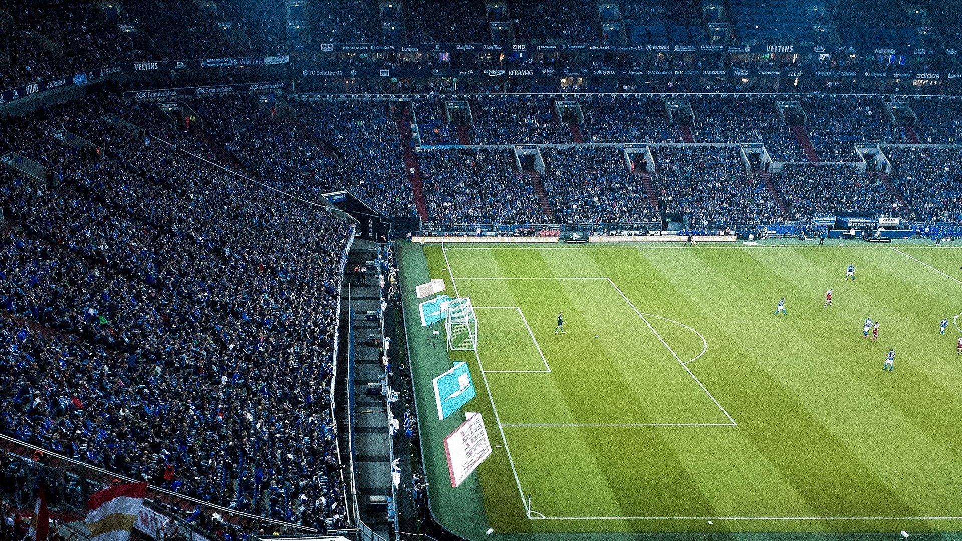 埃尔纳内斯谈蓝鹰引援，对比卢克曼天价交易，博尼性价比之光不言自明