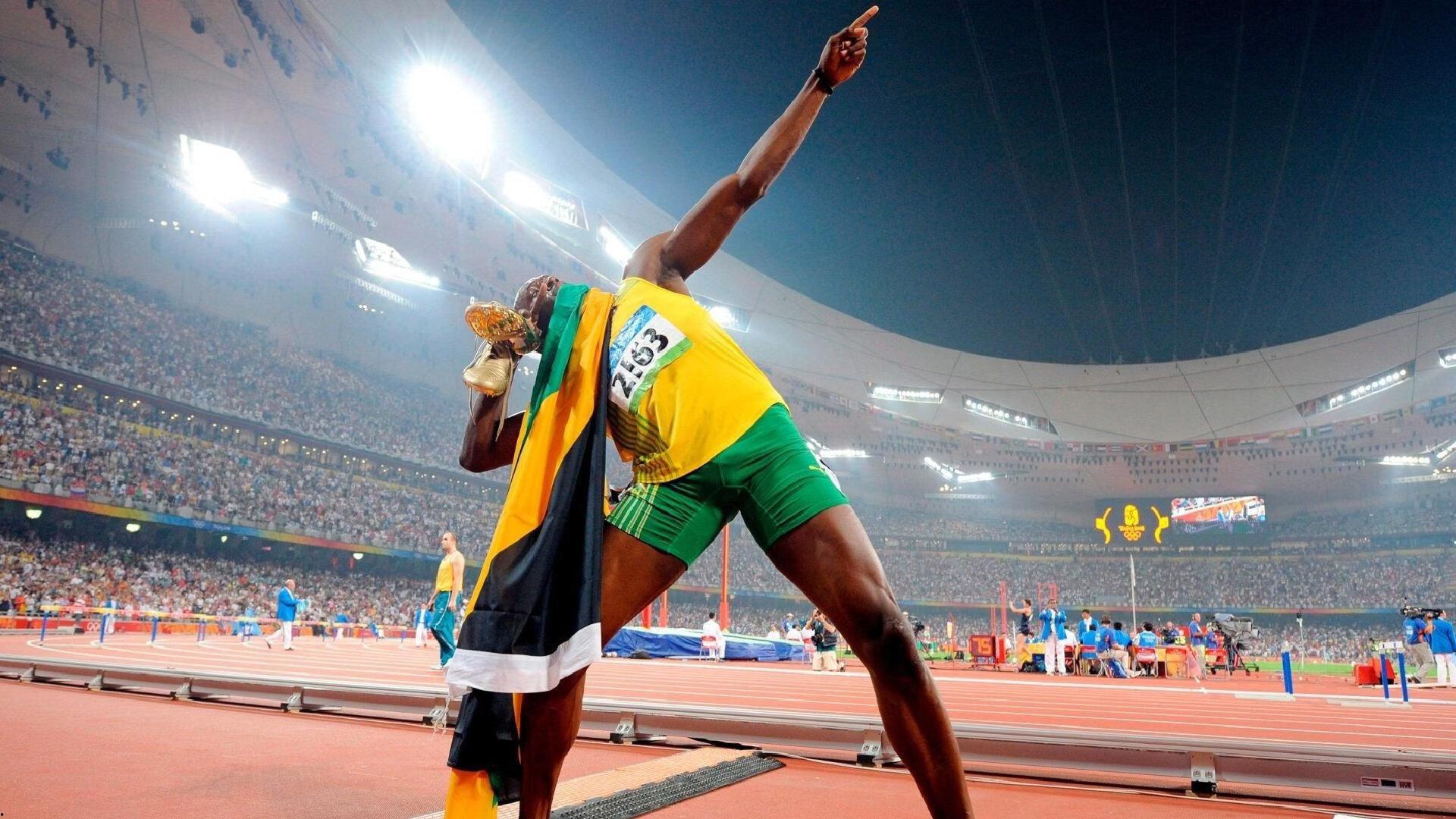 恩比德赛季中期专访,自信重返巅峰,剑指全明星、最佳阵与MVP荣誉